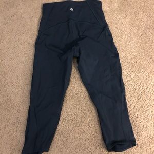 Lululemon capri pants